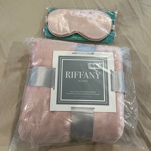 🆕RIFFANY HOME Luxuriously Soft Micromink BLANKET. 100x150cm/40”x60” w/bonus